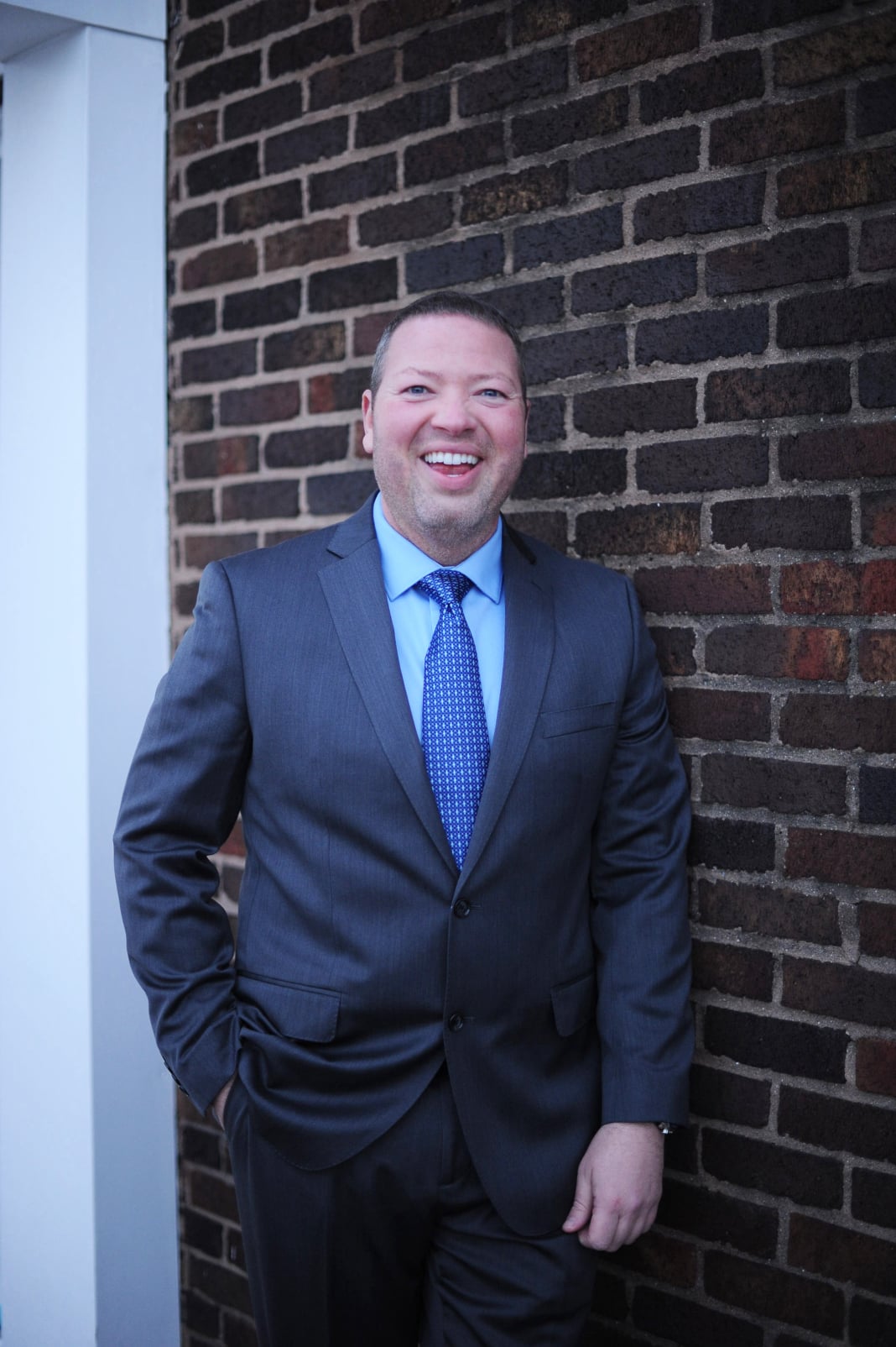 Dr. Ron Daulton, Jr. in Hammond, Indiana