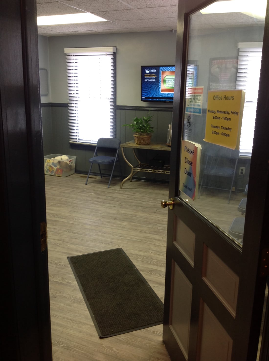 Entering the Reception Room at Hammond Chiropractic